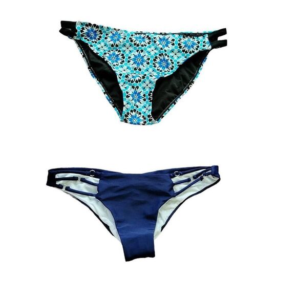 Bikini Bottom TWO 2 NEW! Bathing Suit Swim Wear - Picture 1 of 8